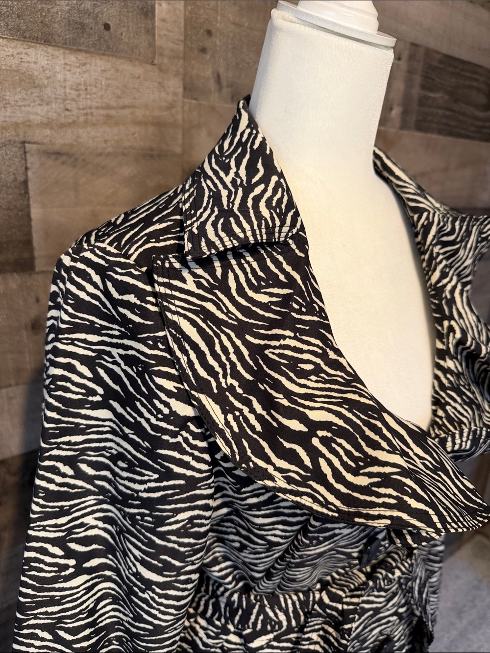 Sandro Studio Double Breasted Zebra Trench Coat Size M - Picture 5 of 16